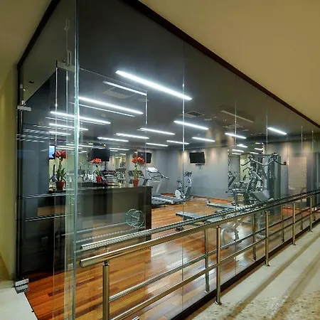Polyastron Place Apartment *