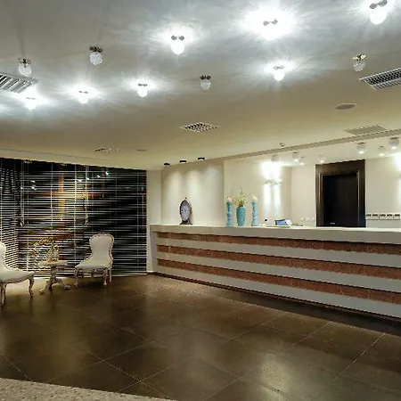 Polyastron Place Sani (Chalkidiki)